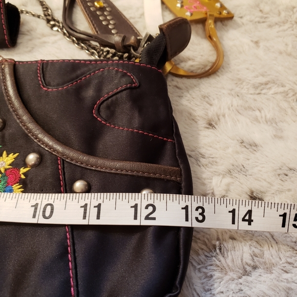 Amazing Rare Vintage Betsy Johnson Embroidered Crossbody Bag. - Picture 9 of 11